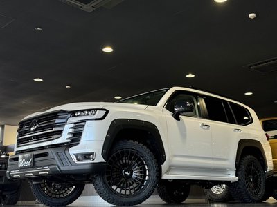 2023 Toyota LAND CRUISER 300 — фото 1