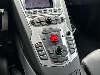 صورة مصغرة 16 لـ 2012 Lamborghini AVENTADOR