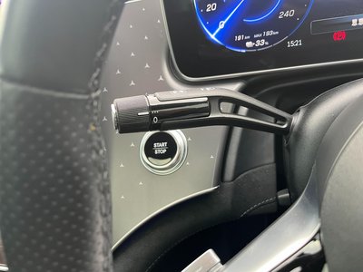 2023 Mercedes-BENZ EQE photo 4
