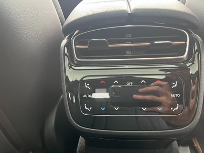 2023 Mercedes-BENZ EQE thumbnail 36