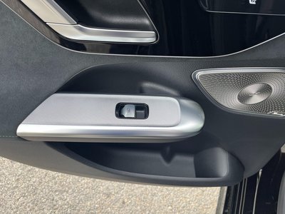 2023 Mercedes-BENZ EQE thumbnail 53