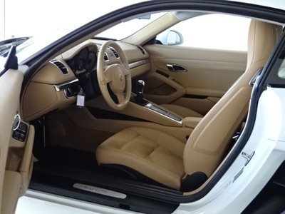 2015 Porsche CAYMAN photo 15
