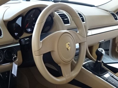 2015 Porsche CAYMAN photo 14
