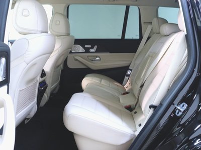 2022 Mercedes-BENZ GLS thumbnail 30