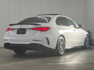 2025 Mercedes-BENZ C-CLASS AMG photo 4
