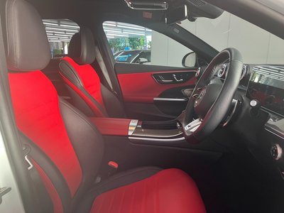 2025 Mercedes-BENZ C-CLASS AMG photo 6