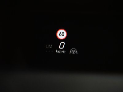 2025 Mercedes-BENZ CLA thumbnail 22