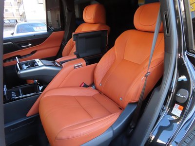 2026 Lexus LX — миниатюра 32