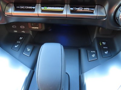 2026 Lexus LX — миниатюра 70
