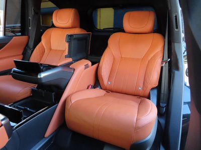 2026 Lexus LX — миниатюра 9