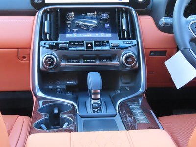2026 Lexus LX — миниатюра 50