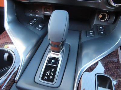 2026 Lexus LX — миниатюра 12