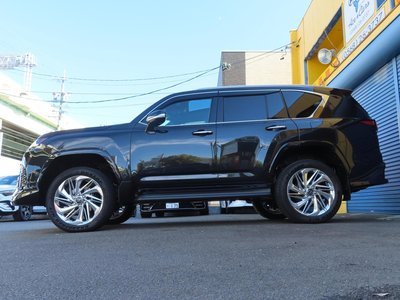 2026 Lexus LX — миниатюра 10