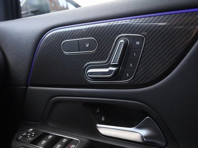 2024 Mercedes-BENZ GLA thumbnail 18
