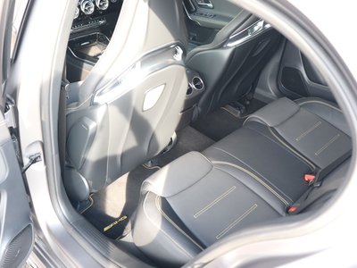 صورة 32 لـ 2019 Mercedes-BENZ A-CLASS AMG