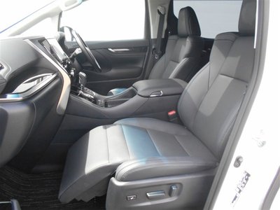 صورة 26 لـ 2023 Toyota ALPHARD