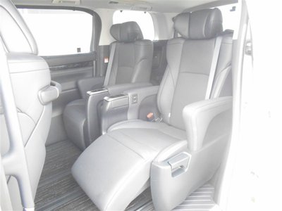 صورة 27 لـ 2023 Toyota ALPHARD