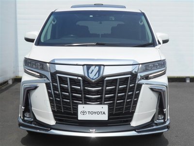 صورة 33 لـ 2023 Toyota ALPHARD