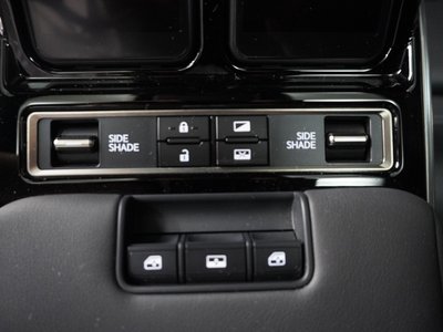 2023 Lexus LM 照片 16
