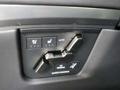2023 Lexus LM 照片 15