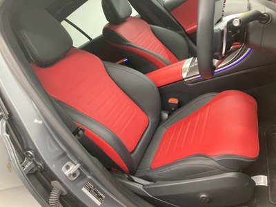 2025 Mercedes-BENZ C-CLASS AMG 缩略图 4
