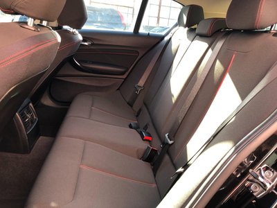 2011 BMW 1 SERIES thumbnail 26