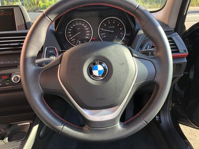 2011 BMW 1 SERIES photo 12