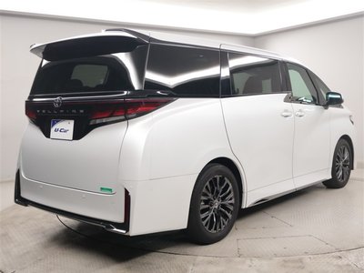 2024 Toyota VELLFIRE — фото 3