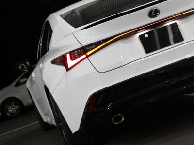 صورة 68 لـ 2024 Lexus IS