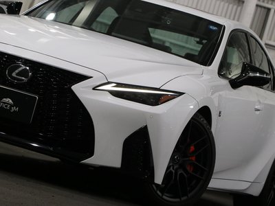 صورة 73 لـ 2024 Lexus IS