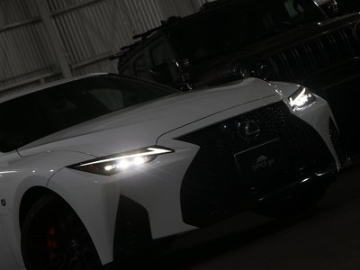 صورة 64 لـ 2024 Lexus IS