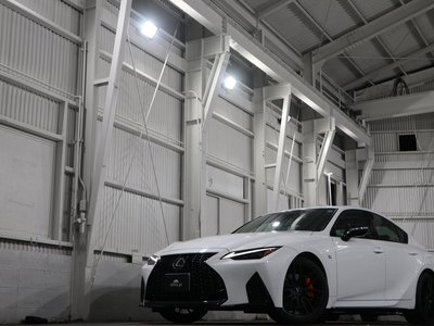 صورة 75 لـ 2024 Lexus IS