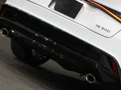 صورة 57 لـ 2024 Lexus IS