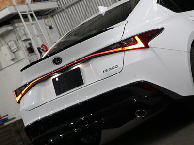 صورة 56 لـ 2024 Lexus IS