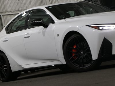 صورة 51 لـ 2024 Lexus IS