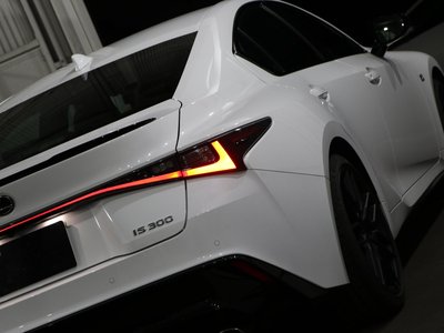 صورة 67 لـ 2024 Lexus IS