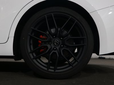 صورة 42 لـ 2024 Lexus IS