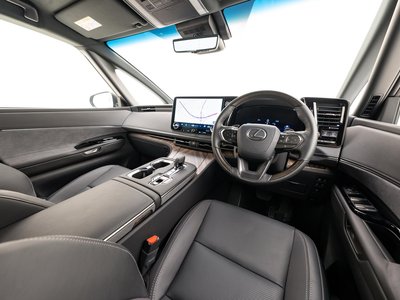 2024 Lexus LM — фото 20
