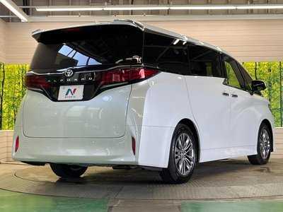 صورة 18 لـ 2025 Toyota ALPHARD