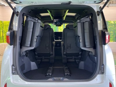 صورة 57 لـ 2025 Toyota ALPHARD