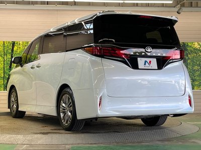 صورة 70 لـ 2025 Toyota ALPHARD