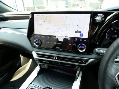 صورة مصغرة 43 لـ 2025 Lexus RX