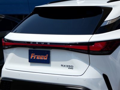 صورة مصغرة 129 لـ 2025 Lexus RX