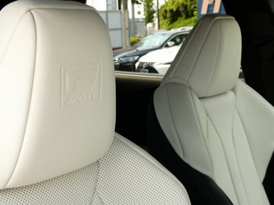 صورة مصغرة 94 لـ 2025 Lexus RX
