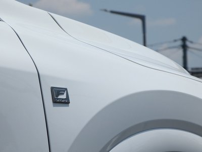 صورة مصغرة 135 لـ 2025 Lexus RX