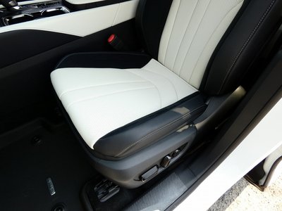 صورة مصغرة 39 لـ 2025 Lexus RX