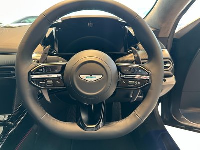 صورة 16 لـ 2025 Aston Martin VANTAGE