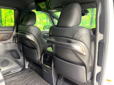 صورة 61 لـ 2025 Toyota ALPHARD