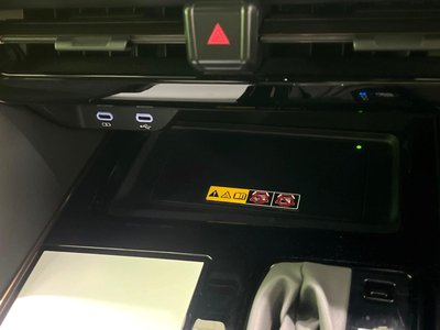 صورة 78 لـ 2025 Toyota ALPHARD