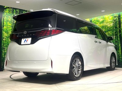 صورة 18 لـ 2025 Toyota ALPHARD